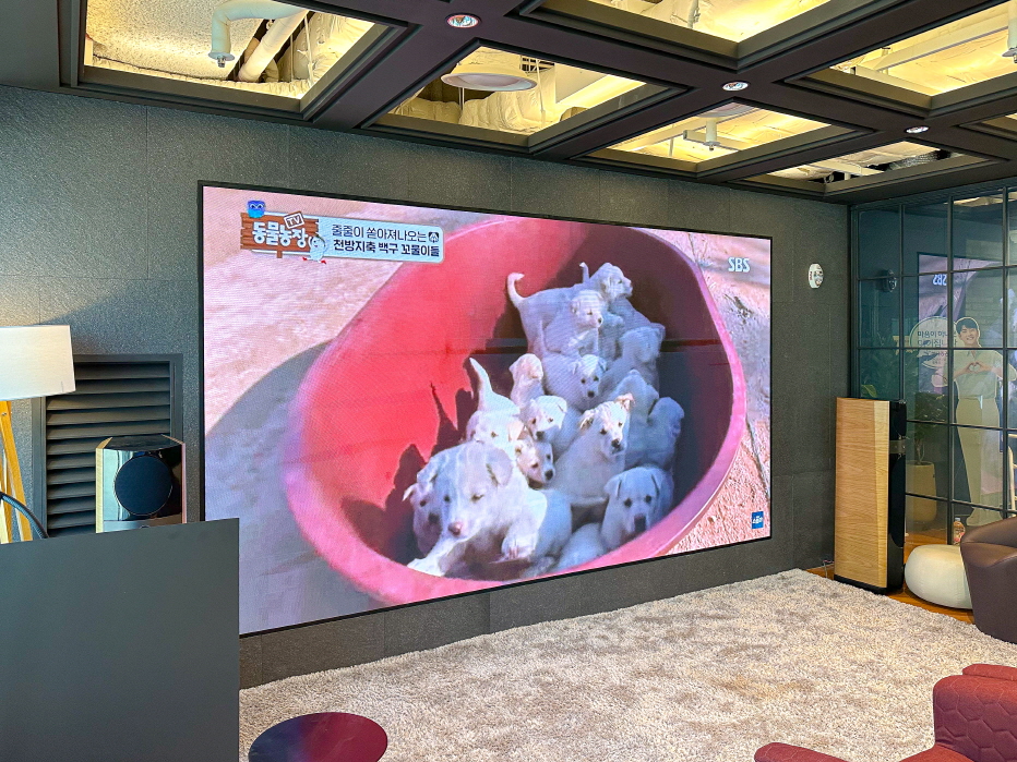 증권회사 VIP룸 LED전광판-04