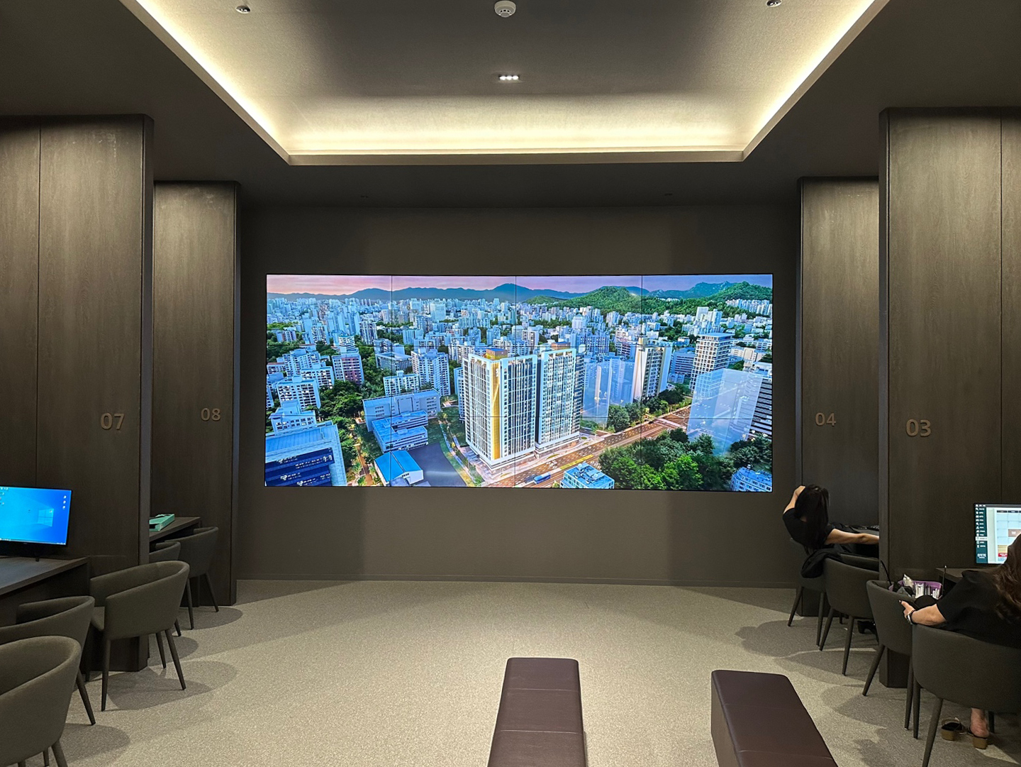 마포 에피트어바닉 멀티비전 및 LED전광판-01