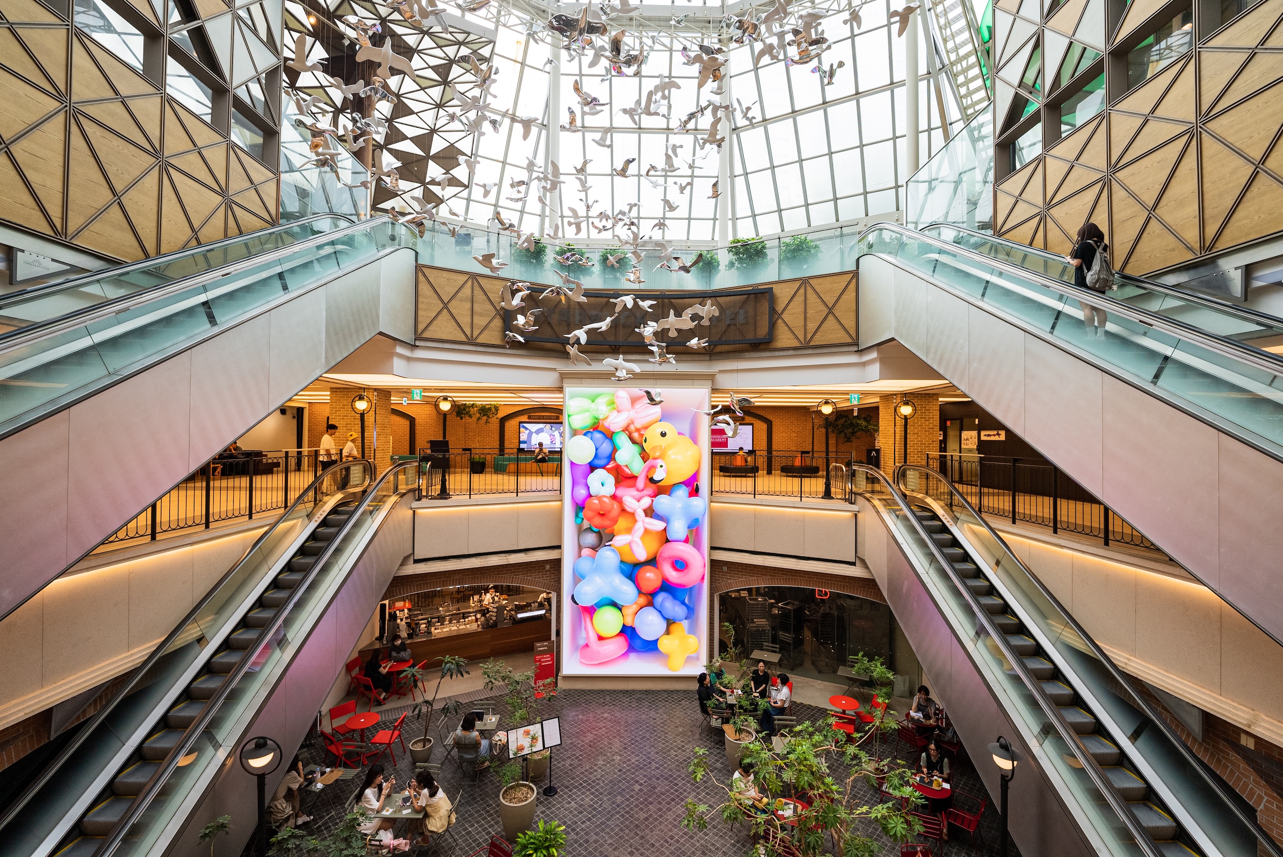 도심의 여름 예술 - 신세계센트럴시티 미디어아트-02