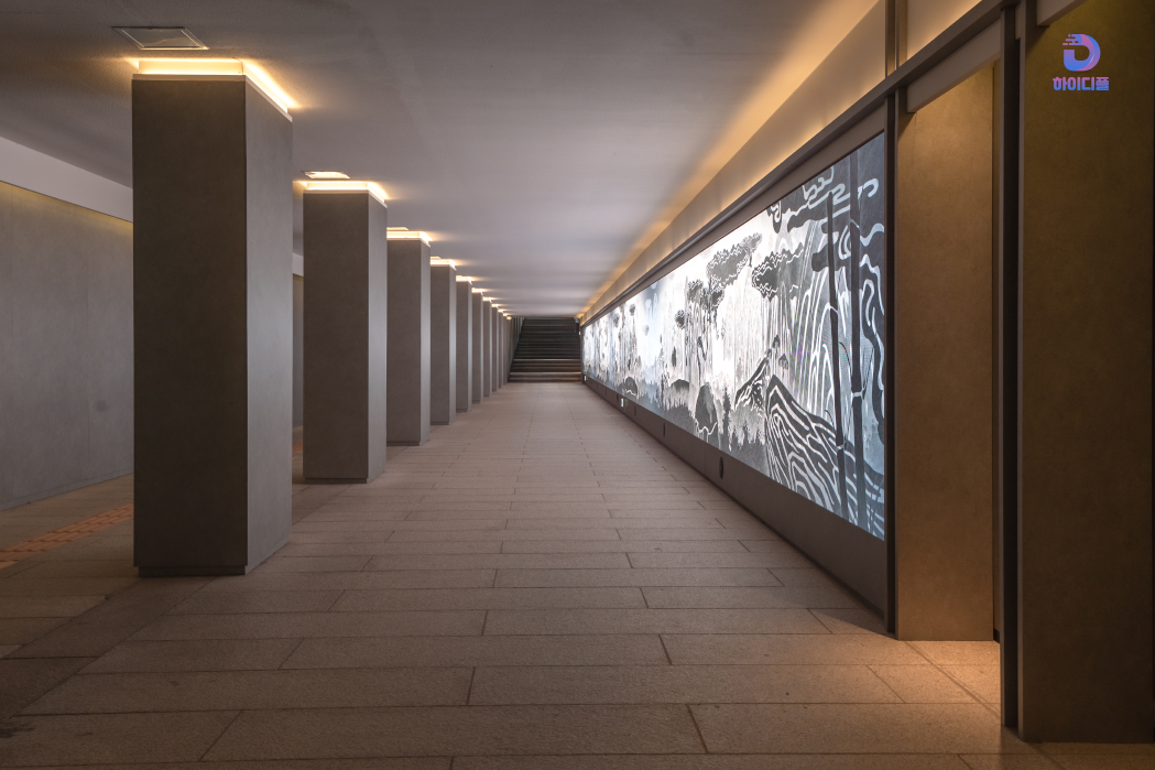 국립고궁박물관 진입로 고해상도 LED스크린-02