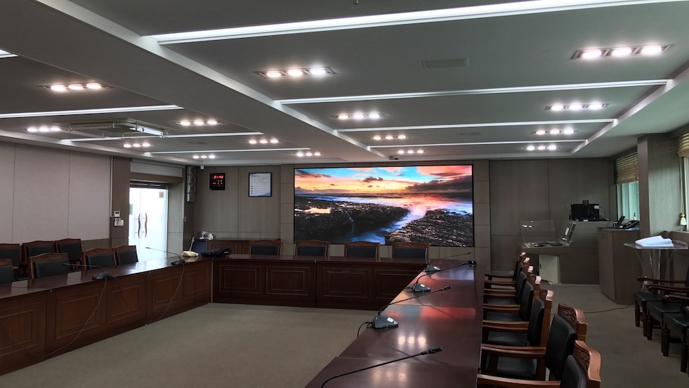 회의실 고해상도 LED 구축 사례-01