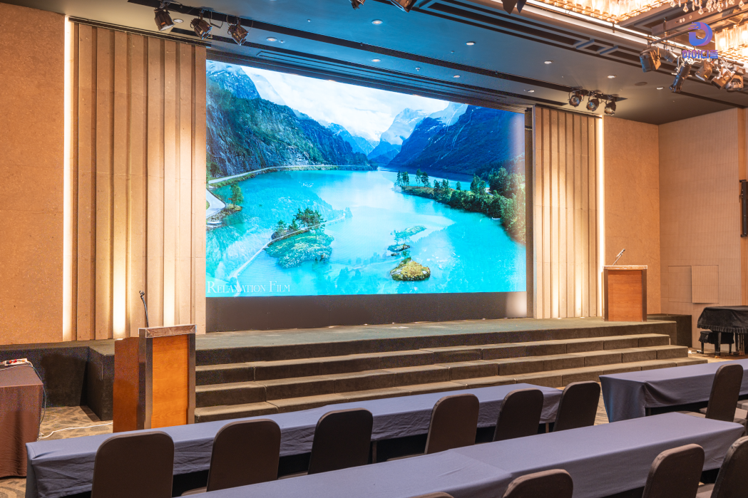 연회장 LED디스플레이, 대형 공간을 완성하는 몰입형 미디어 연출-04