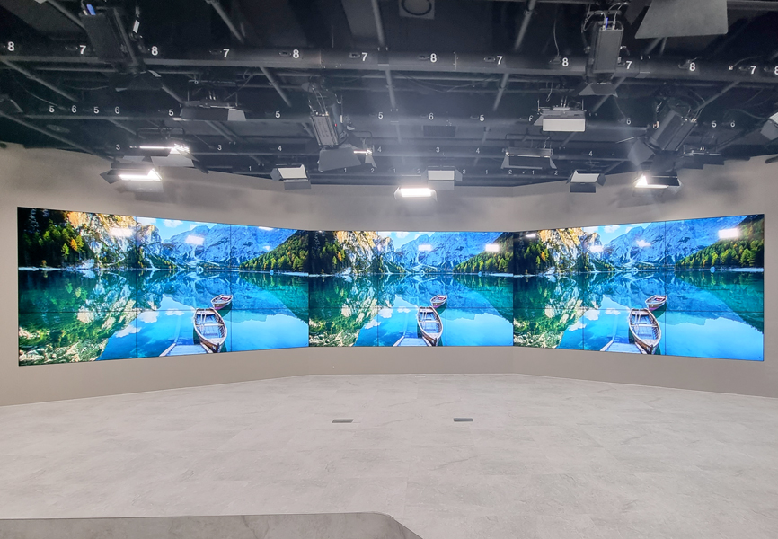 스튜디오, 27면 비디오월 방송형 미디어 환경-07