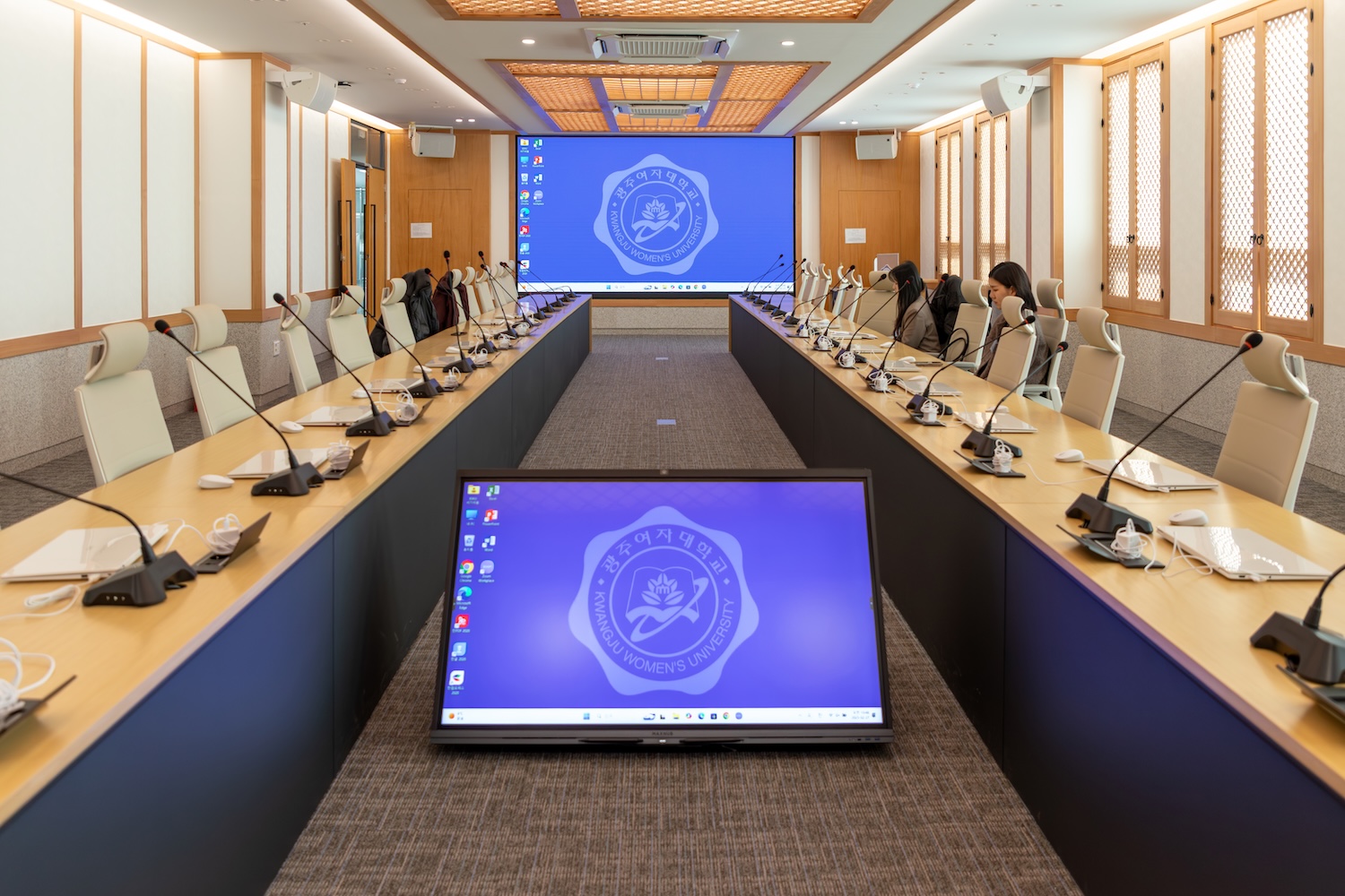 대학교 회의실 LED 전광판 구축 사례 150인치 디스플레이-03