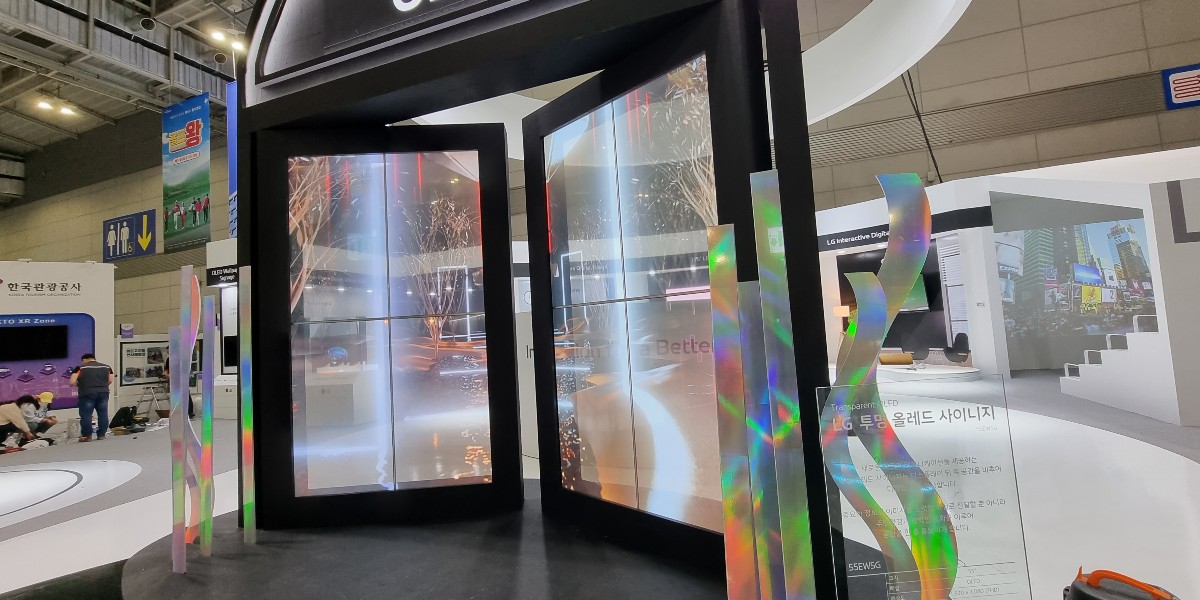 LG Ace Fair 양문형 투명 OLED-02